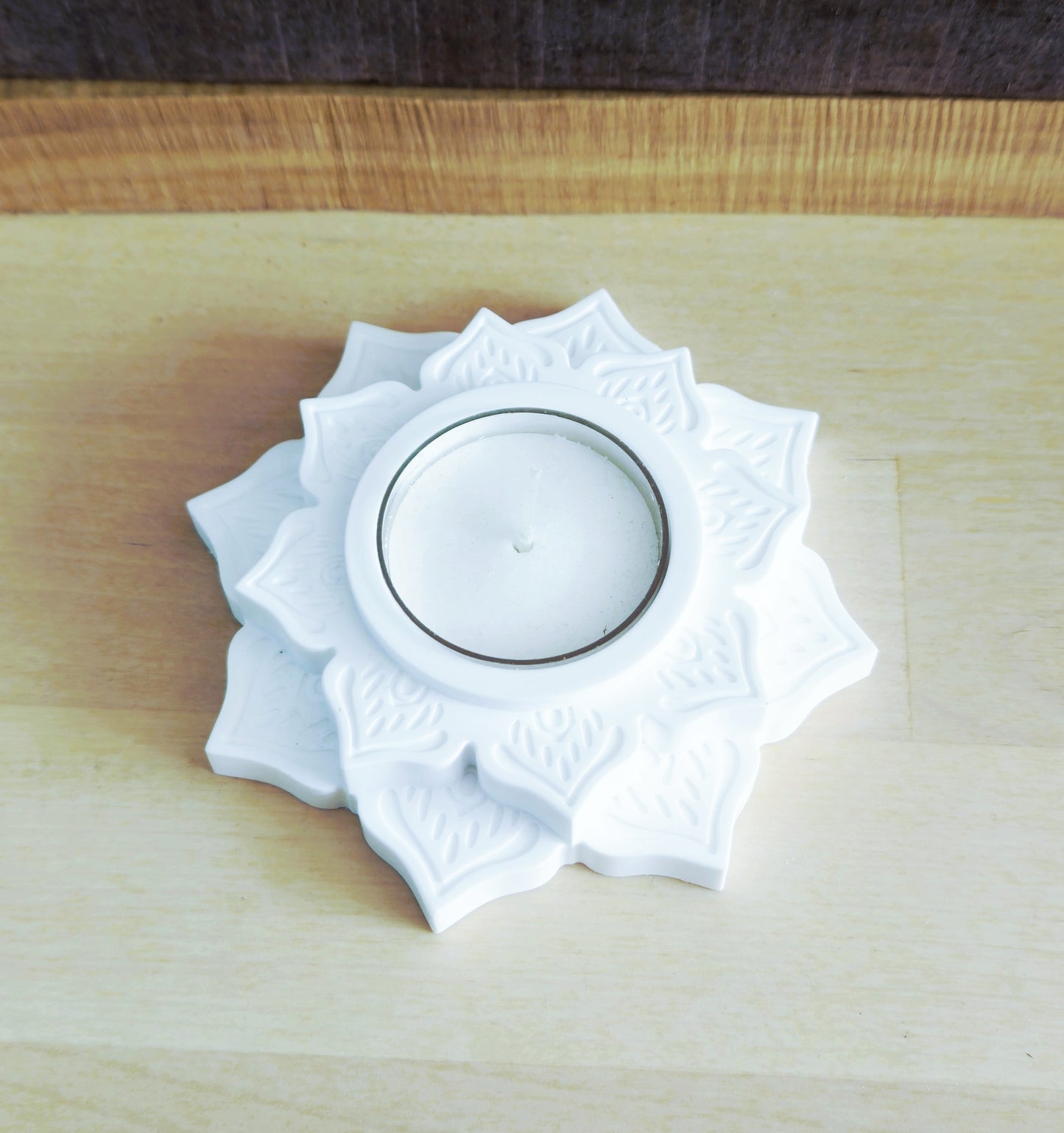 White Lotus Tealight Holder
